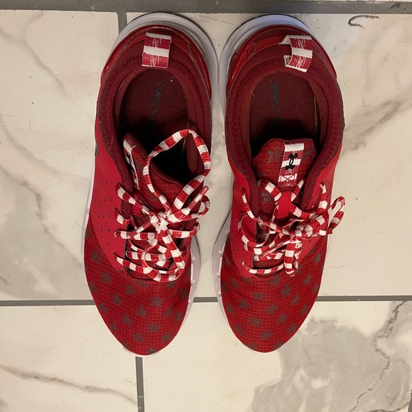 Mens under armour shoes - Picture 3 of 4